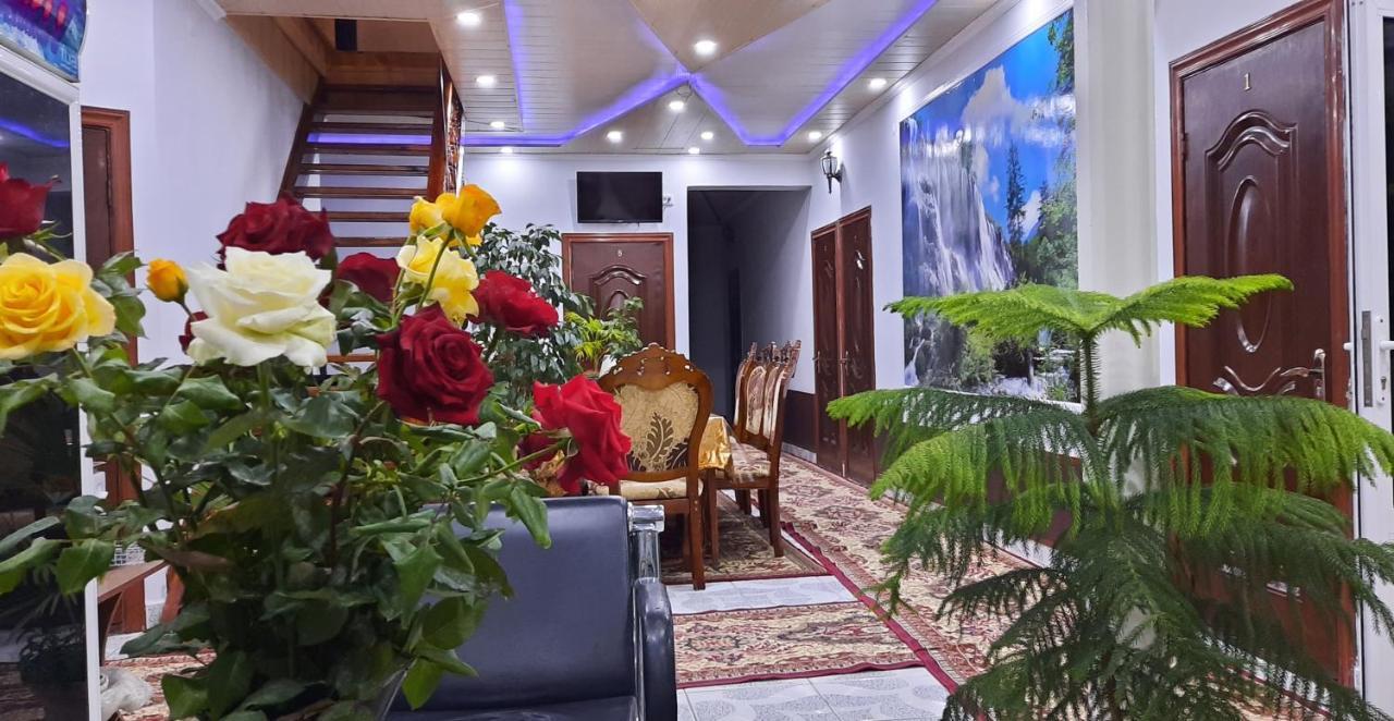 Hotel Zarafshon Panjakent エクステリア 写真