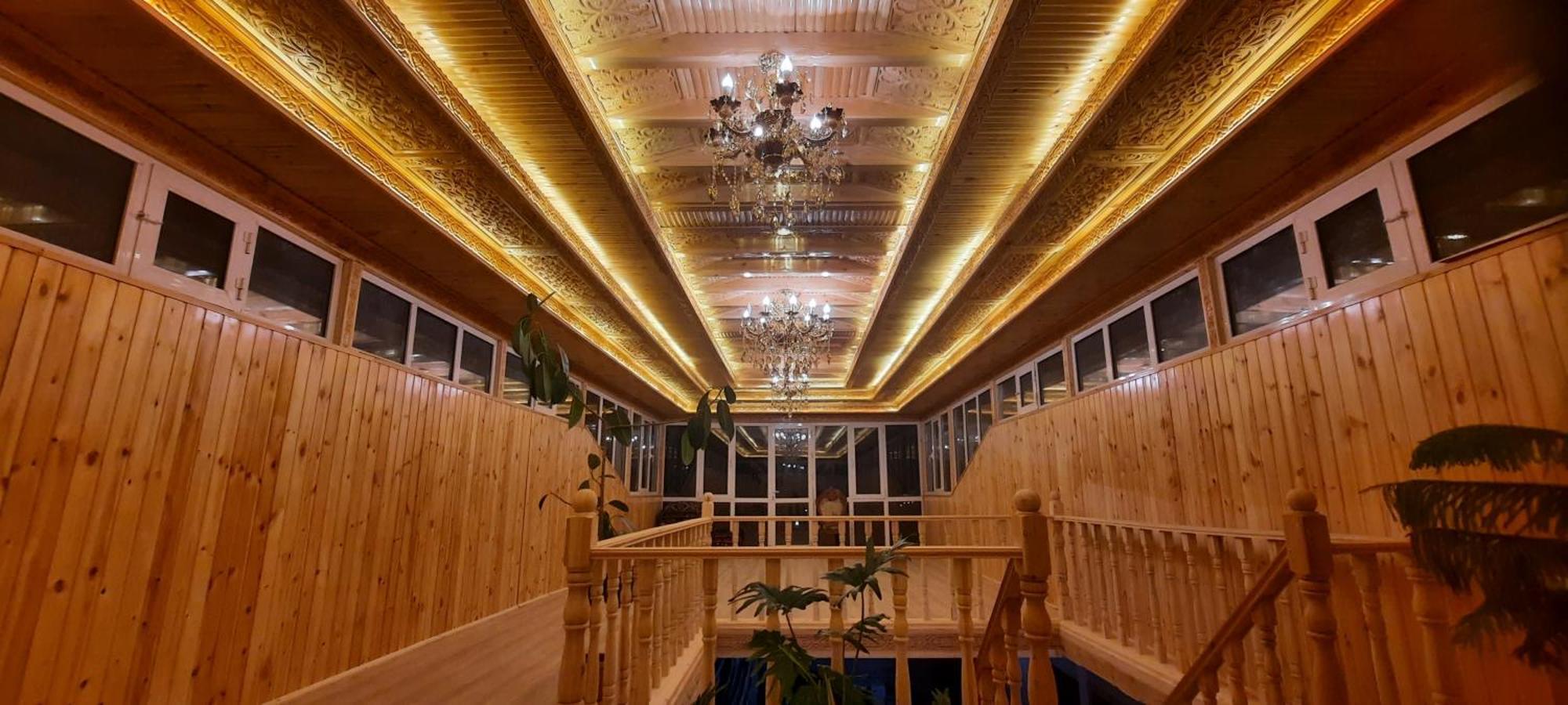 Hotel Zarafshon Panjakent エクステリア 写真